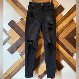American Eagle Black Distressed Jeans size 4